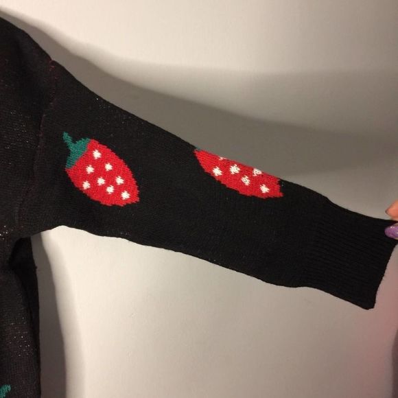Black Strawberry Kawaii Sweater - Picture 3 of 7